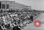 Standbild Flugzeuge B-19 Santa Monica California USA, 1941, aus Sekunde 17 historischem Filmmaterial Videoclip 65675039338