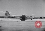 Standbild Flugzeuge B-19 Santa Monica California USA, 1941, aus Sekunde 27 historischem Filmmaterial Videoclip 65675039338