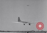 Standbild Flugzeuge B-19 Santa Monica California USA, 1941, aus Sekunde 41 historischem Filmmaterial Videoclip 65675039338