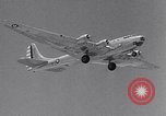 Standbild Flugzeuge B-19 Santa Monica California USA, 1941, aus Sekunde 49 historischem Filmmaterial Videoclip 65675039338