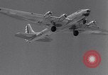 Standbild Flugzeuge B-19 Santa Monica California USA, 1941, aus Sekunde 51 historischem Filmmaterial Videoclip 65675039338