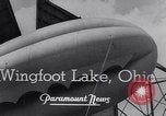 Standbild barrage Balloons Wingfoot Lake Ohio USA, 1941, aus Sekunde 6 historischem Filmmaterial Videoclip 65675039339