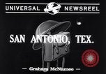 Standbild Rodeo Brooks Field Texas USA, 1941, aus Sekunde 17 historischem Filmmaterial Videoclip 65675039354