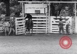 Standbild Rodeo Brooks Field Texas USA, 1941, aus Sekunde 44 historischem Filmmaterial Videoclip 65675039354