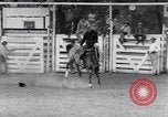 Standbild Rodeo Brooks Field Texas USA, 1941, aus Sekunde 47 historischem Filmmaterial Videoclip 65675039354