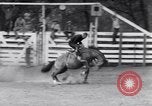 Standbild Rodeo Brooks Field Texas USA, 1941, aus Sekunde 48 historischem Filmmaterial Videoclip 65675039354