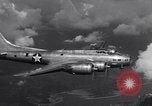 Standbild Flugzeuge B-17E United States USA, 1941, aus Sekunde 10 historischem Filmmaterial Videoclip 65675039356
