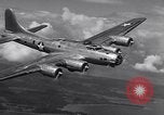 Standbild Flugzeuge B-17E United States USA, 1941, aus Sekunde 11 historischem Filmmaterial Videoclip 65675039356