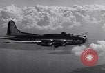 Image avions B-17E Seattle Washington USA, 1941, de la seconde 27 séquences d'archives historiques vidéo 65675039358