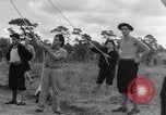 Image barrage de montgolfieres North Carolina United States USA, 1941, de la seconde 17 séquences d'archives historiques vidéo 65675039359