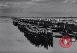 Standbild Royal Air Force Piloten Lancaster California USA, 1941, aus Sekunde 5 historischem Filmmaterial Videoclip 65675039369