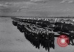 Standbild Royal Air Force Piloten Lancaster California USA, 1941, aus Sekunde 6 historischem Filmmaterial Videoclip 65675039369