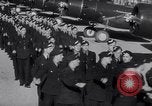 Standbild Royal Air Force Piloten Lancaster California USA, 1941, aus Sekunde 8 historischem Filmmaterial Videoclip 65675039369