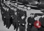 Standbild Royal Air Force Piloten Lancaster California USA, 1941, aus Sekunde 10 historischem Filmmaterial Videoclip 65675039369
