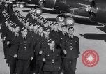 Standbild Royal Air Force Piloten Lancaster California USA, 1941, aus Sekunde 12 historischem Filmmaterial Videoclip 65675039369