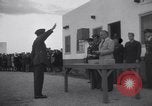 Standbild Royal Air Force Piloten Lancaster California USA, 1941, aus Sekunde 19 historischem Filmmaterial Videoclip 65675039369
