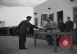 Standbild Royal Air Force Piloten Lancaster California USA, 1941, aus Sekunde 22 historischem Filmmaterial Videoclip 65675039369