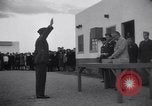 Standbild Royal Air Force Piloten Lancaster California USA, 1941, aus Sekunde 25 historischem Filmmaterial Videoclip 65675039369