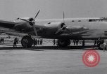 Standbild B-19 Flugzeuge Testflug Los Angeles California USA, 1941, aus Sekunde 9 historischem Filmmaterial Videoclip 65675039370