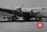 Standbild B-19 Flugzeuge Testflug Los Angeles California USA, 1941, aus Sekunde 11 historischem Filmmaterial Videoclip 65675039370