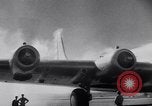 Standbild B-19 Flugzeuge Testflug Los Angeles California USA, 1941, aus Sekunde 42 historischem Filmmaterial Videoclip 65675039370