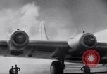 Standbild B-19 Flugzeuge Testflug Los Angeles California USA, 1941, aus Sekunde 43 historischem Filmmaterial Videoclip 65675039370