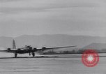Standbild B-19 Flugzeuge Testflug Los Angeles California USA, 1941, aus Sekunde 53 historischem Filmmaterial Videoclip 65675039370