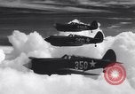 Standbild US Army Curtis P-40C Flugzeuge Hawaii USA, 1941, aus Sekunde 9 historischem Filmmaterial Videoclip 65675039372