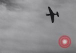 Standbild US Army Curtis P-40C Flugzeuge Hawaii USA, 1941, aus Sekunde 43 historischem Filmmaterial Videoclip 65675039372