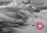Standbild US Army Curtis P-40C Flugzeuge Hawaii USA, 1941, aus Sekunde 47 historischem Filmmaterial Videoclip 65675039372