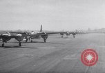 Immagine di Aerei americani a British via leasing prestito Long Beach California USA, 1941, secondo 16 filmato di repertorio 65675039376