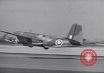 Immagine di Aerei americani a British via leasing prestito Long Beach California USA, 1941, secondo 25 filmato di repertorio 65675039376