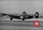 Immagine di Aerei americani a British via leasing prestito Long Beach California USA, 1941, secondo 35 filmato di repertorio 65675039376