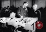 Immagine di Lu Shumin Canada, 1943, secondo 38 filmato di repertorio 65675039389