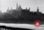 Immagine di Prince Bernhard dei Paesi Bassi Ottawa Ontario Canada, 1943, secondo 8 filmato di repertorio 65675039390