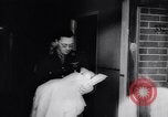 Immagine di Prince Bernhard dei Paesi Bassi Ottawa Ontario Canada, 1943, secondo 18 filmato di repertorio 65675039390