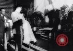 Immagine di Prince Bernhard dei Paesi Bassi Ottawa Ontario Canada, 1943, secondo 24 filmato di repertorio 65675039390