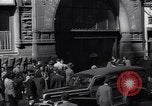 Standbild Broadway New York City USA, 1944, aus Sekunde 15 historischem Filmmaterial Videoclip 65675039402