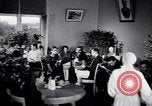 Standbild Zivilisten freiwillig Blut spenden Moskau Russland Sowjetunion, 1941, aus Sekunde 7 historischem Filmmaterial Videoclip 65675039424