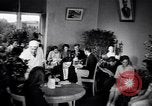 Standbild Zivilisten freiwillig Blut spenden Moskau Russland Sowjetunion, 1941, aus Sekunde 25 historischem Filmmaterial Videoclip 65675039424