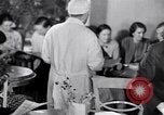 Standbild Zivilisten freiwillig Blut spenden Moskau Russland Sowjetunion, 1941, aus Sekunde 41 historischem Filmmaterial Videoclip 65675039424