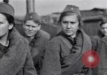 Immagine di Repubbliche di uomini e donne soldato Mosca Russia Unione Sovietica, 1941, secondo 20 filmato di repertorio 65675039425