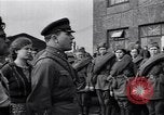 Immagine di Repubbliche di uomini e donne soldato Mosca Russia Unione Sovietica, 1941, secondo 29 filmato di repertorio 65675039425