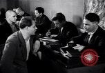 Standbild Sowjetische Armee Reservisten mobilisiert Sowjetunion, 1941, aus Sekunde 29 historischem Filmmaterial Videoclip 65675039437