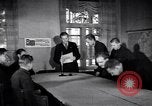 Standbild Sowjetische Armee Reservisten mobilisiert Sowjetunion, 1941, aus Sekunde 53 historischem Filmmaterial Videoclip 65675039437