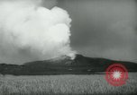 Standbild Kilauea-vulkans Kapoho Hawaii USA, 1960, aus Sekunde 10 historischem Filmmaterial Videoclip 65675039454