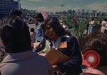 Immagine di Delgates arriva alla donna Conferenza Anno Città del Messico MESSICO, 1975, secondo 25 filmato di repertorio 65675039465