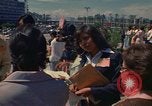 Immagine di Delgates arriva alla donna Conferenza Anno Città del Messico MESSICO, 1975, secondo 28 filmato di repertorio 65675039465