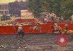 Standbild Frauen reiten Team Mexico City Mexiko, 1975, aus Sekunde 7 historischem Filmmaterial Videoclip 65675039478
