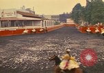 Standbild Frauen reiten Team Mexico City Mexiko, 1975, aus Sekunde 37 historischem Filmmaterial Videoclip 65675039478